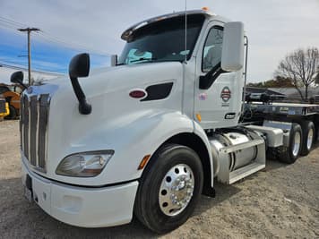 Main image Peterbilt 579